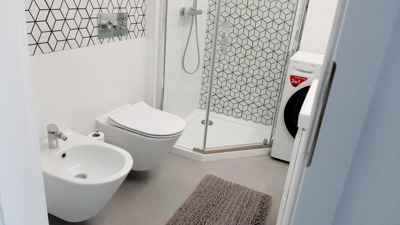 Apartament Morza Szum - Plac Unii- Parking 그디니아 외부 사진
